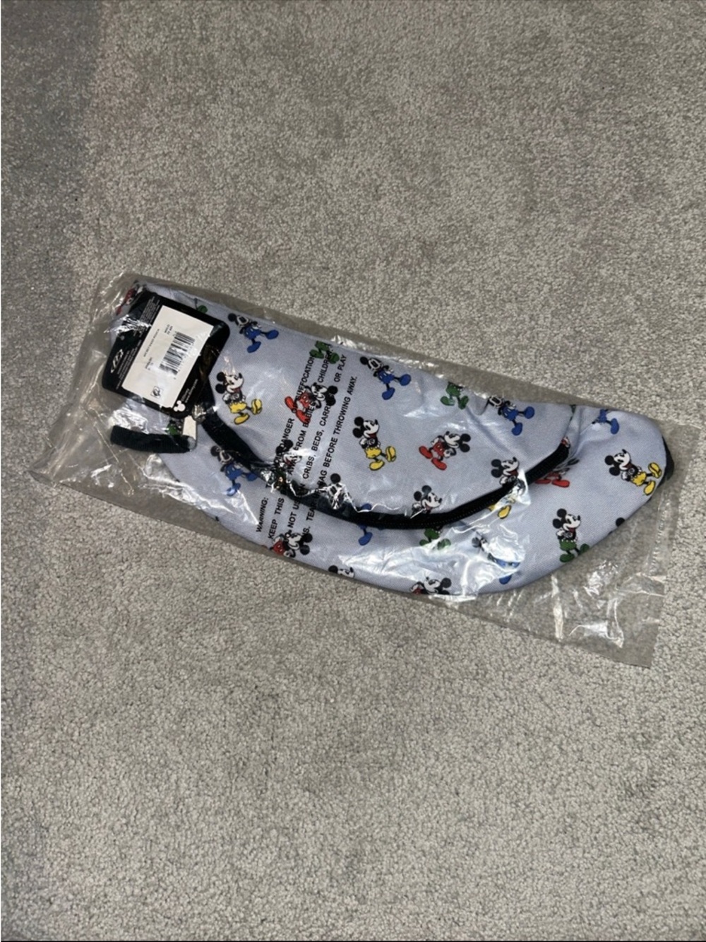 3/$10 NWT Disney Mickey Mouse Belly Bag